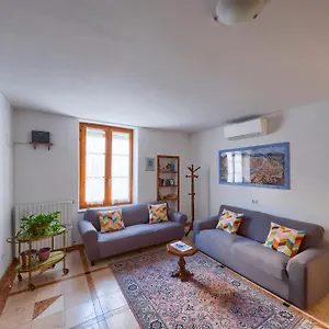 Apartment Benci Lalli